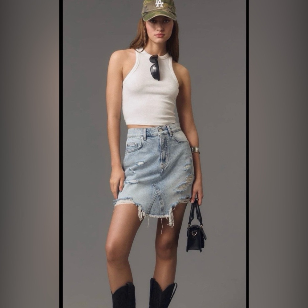 Anthropologie Pilcro Frayed Distressed Denim Mini Skirt - Size 2‎